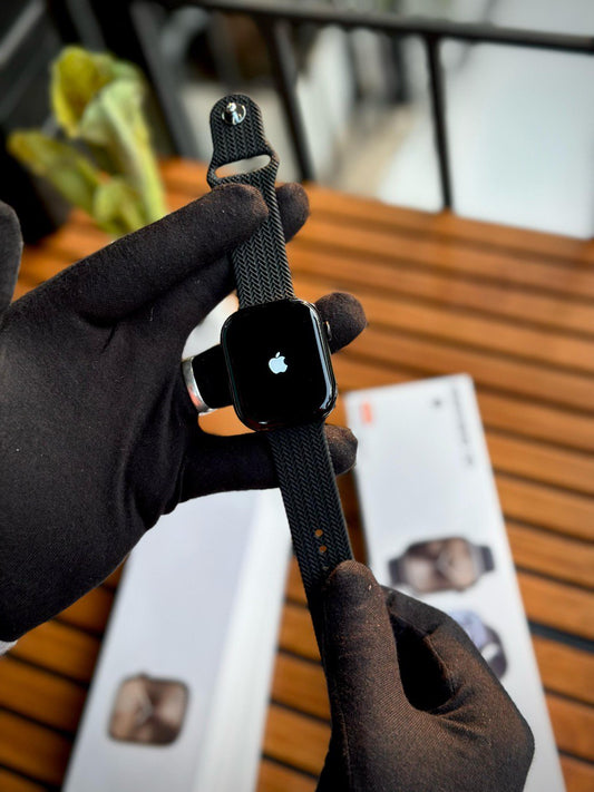 APPLE SERIES 10 SMARTWATCH